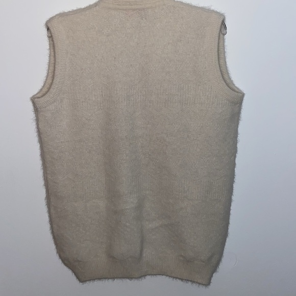 Vintage Monte Carlo Collection Kid Angora Sweater Vest size 40, good condition - Picture 5 of 8